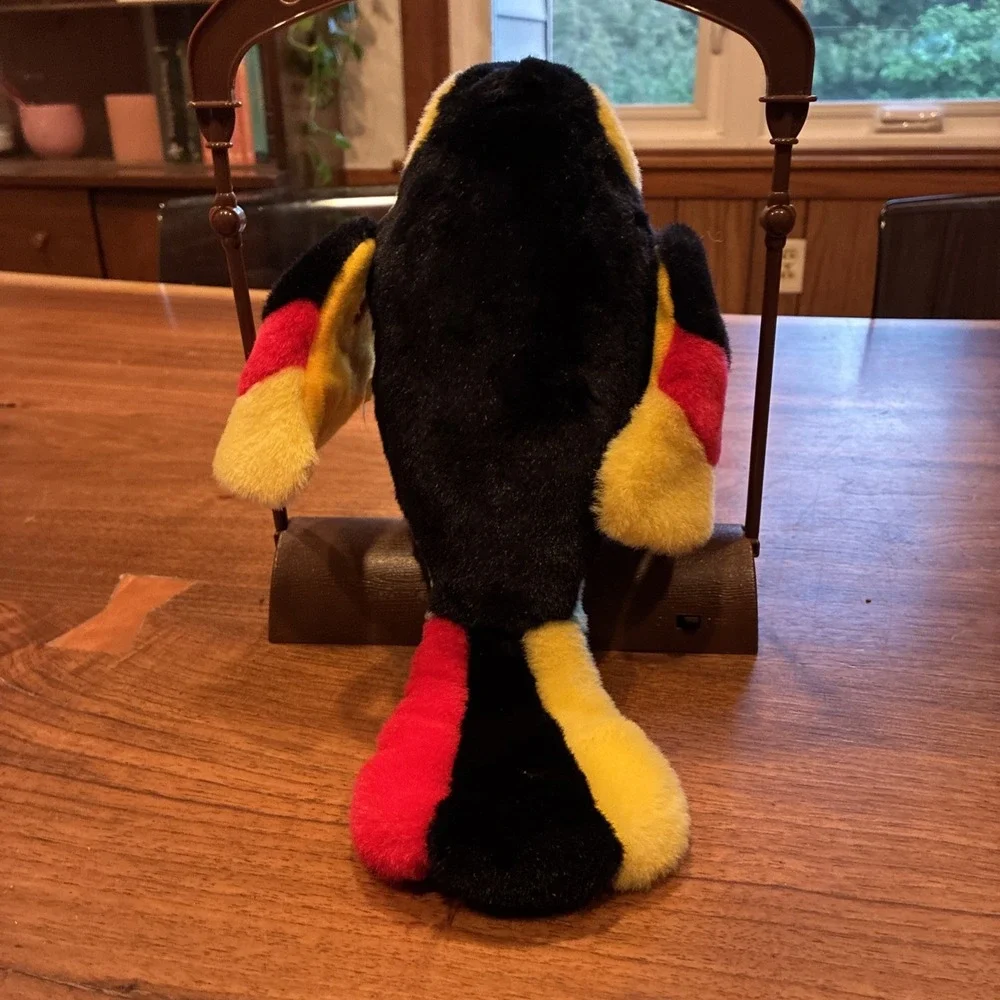 Vintage Cracker Barrel Animated Talking Repeating Parrot Toucan Plush Bird Rare!